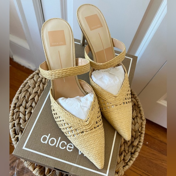 Dolce Vita Ladies Kaline Pointed Toe Raffia High Heel Pumps - Picture 3 of 11